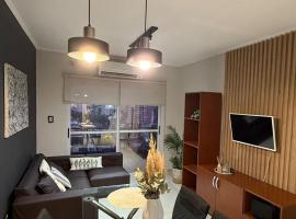 Dpto Santiago Centro, family hotel in Resistencia