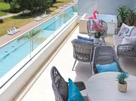 Cozy 2BD Condo, Stunning Views, Jacuzzi