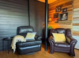 Cozy apartment close to the sea