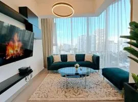 Stunning, City Center 1BR Condo