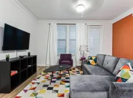 2 BD Luxe Oasis, Near The Star and Shops