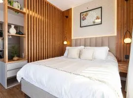 Stay in Style - Just Steps from Shopping del Sol