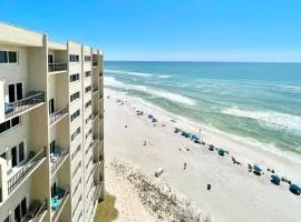 Pinnacle Port Penthouse 28