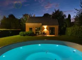 Goldenescape 6P Vrijstaand Huis met royale tuin en Hottub