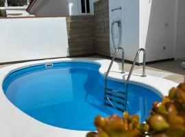 Villa Alexander、プエルト・デ・サンティアゴのホテル