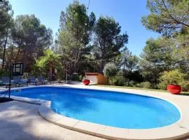 Summer Gem - Nature & Swimming Pool