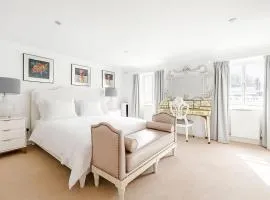 Large Belgravia Georgian Mansion House