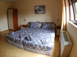 Комплекс Family Time Relax&Spa, hotel de 3 estrellas en Sliven