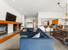 Quicksilver 1645 by Summit County Mountain Retreats