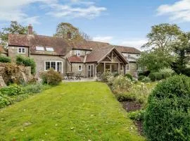 5 Bed in Sherborne 79062