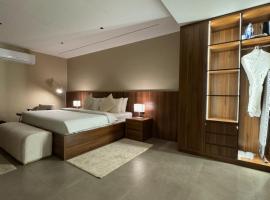 JA Accom, hotel con pileta en Al &lsquo;Ayn