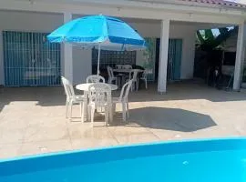 Casa em Guaratuba com piscina