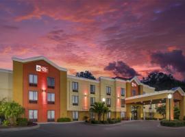 Best Western Plus Richmond Hill Inn, hotel near MidCoast Regional Airport - LIY, Richmond Hill