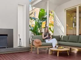 Beachside Bungalow on Shelly Beach
