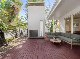 Beachside Bungalow on Shelly Beach