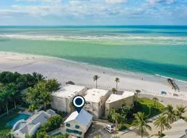 Parrot Beach Cottages Suite #3