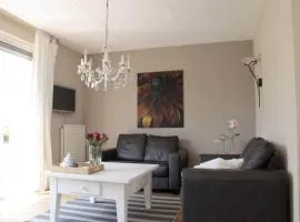 Bungalow in Breskens near the Beach