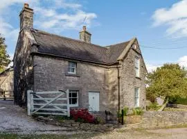 3 Bed in Wetton 79554