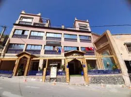 Hôtel Restaurant Les Etoiles Du Toubkal