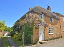 3 Bed in Beaminster 50738