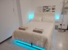 SWEET STAY - WiFi gratuito, Metro vicinanze, Garage & Bikes - su richiesta, hotel en Cassina deʼ Pecchi