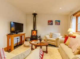 2 Bed in Hope Cove 90024