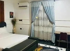 Amia Gold Luxury Apartments