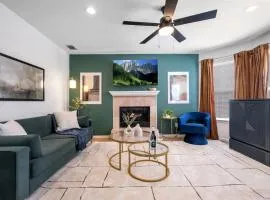 Lakefront 3BD - Ping Pong, Movie Nights - Near FSU