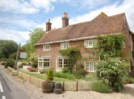4 Bed in Corfe Mullen THOLD