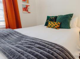 Historic Revival 2BR Midtown Memphis Fast Wifi Free Parking Yes Pets