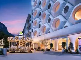 Cotton Castle Designer Hotel-New Hotel, INS Cave Style,Bubble Pool,Family-friendly,Free Self-Service Laundry & Drying,Travel Guide,Book Tickets, Scooter& English Customer Service