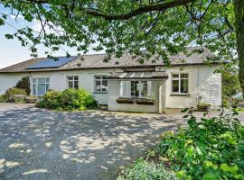 2 Bed in Outgate and Tarn Hows LLH01, hotel en Hawkshead
