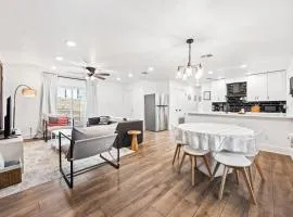 4BR Modern Getaway by Lackland & SeaWorld