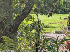 The Garden Flat, hotel en Mangonui
