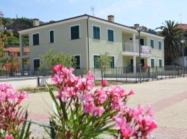 Villaggio La Piana, hotel din Cervo