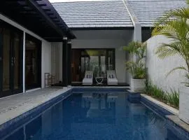 Jineng Febe02 Villa