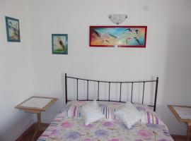 Artistika Golden Apartment, hotel v mestu Capitana