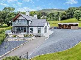 5 Bed in Ruthin 86009