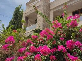 Neraine Niwas HomeStay