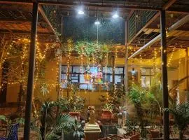 Maha Periyava Kuteeram Family Room