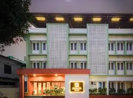 Sreenivas Lodge by Copperfolia