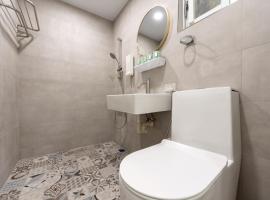 暮樂行旅 -改裝新登場-預訂後務必連絡民宿再一次確認, ξενοδοχείο σε Anping