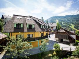 Podkoren Apartments – hotel w mieście Kranjska Gora