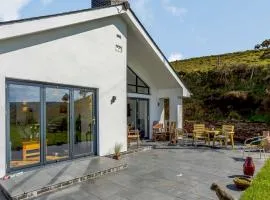 4 Bed in Combe Martin 82500