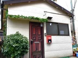 Yui HOSTEL