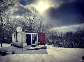 Rustic Container Accommodation for Glamping in Kentucky, glamping site in Owenton