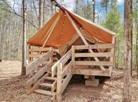 Unforgettable Georgia Glamping: Safari Tent Retreat in Suches