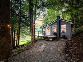 Scenic Retreat: Riverfront Cabin with Large Deck and Fire Pit in Emlenton, Pennsylvania