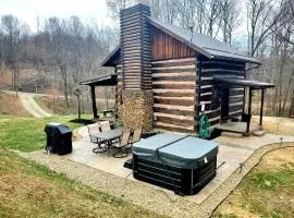 Renovated Cottage with Spa Surrounded by Beautiful Hiking Trails in Ohio
