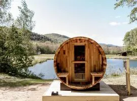 Magnificent Safari Tent with Sauna and Fire Pit in North Woodstock, New Hampshire